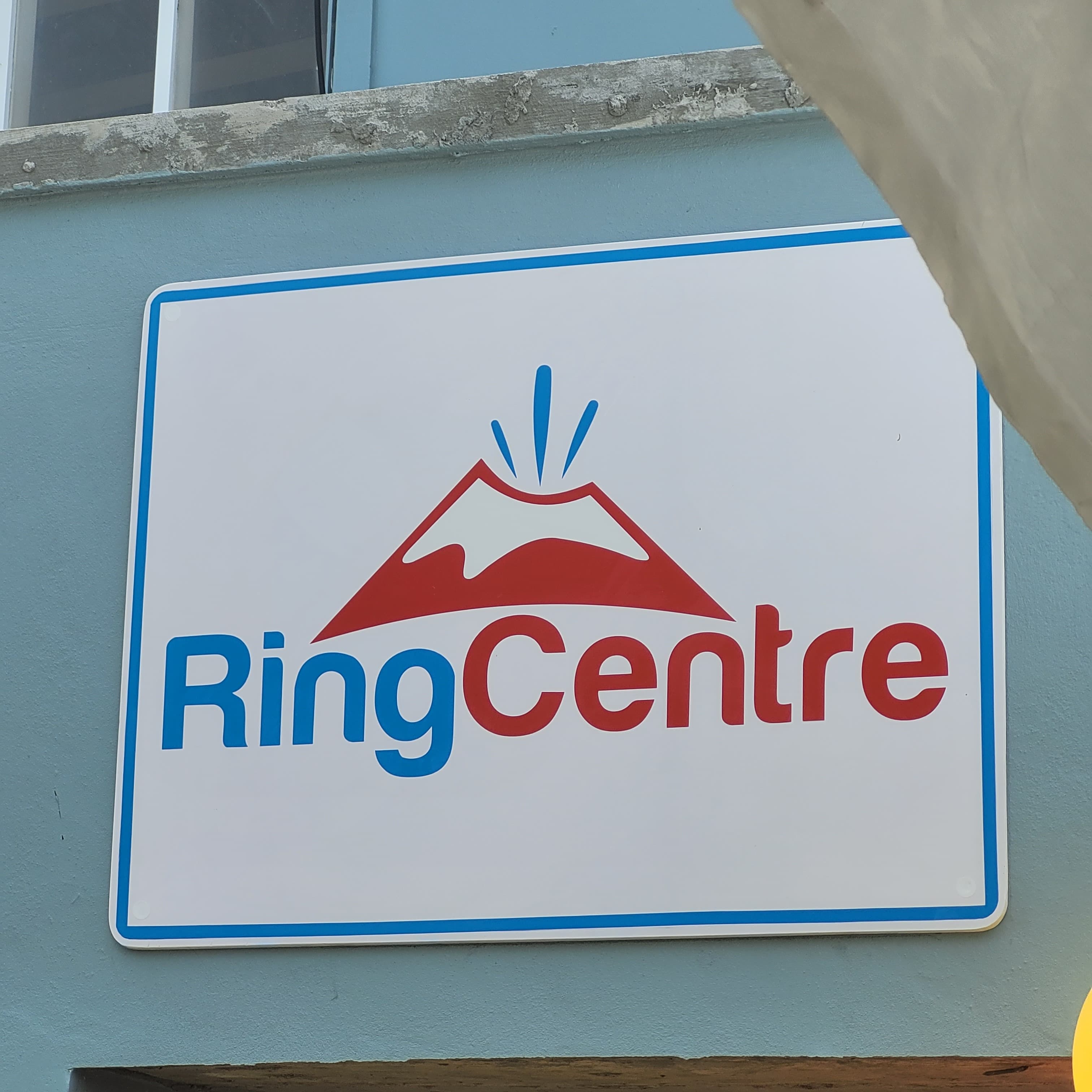 Ring Centre
